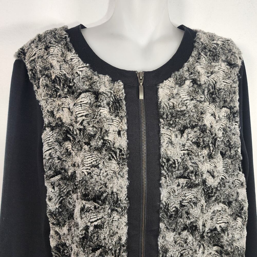 Alfred Dunner Womens Faux Fur Cardigan Sweater Full Zip Size 12 Black Abstract - Picture 3 of 11